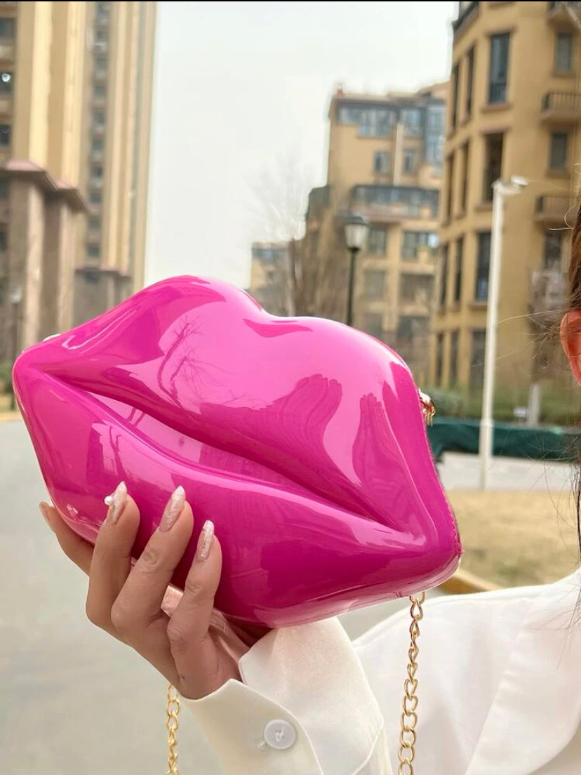 Lip Purse